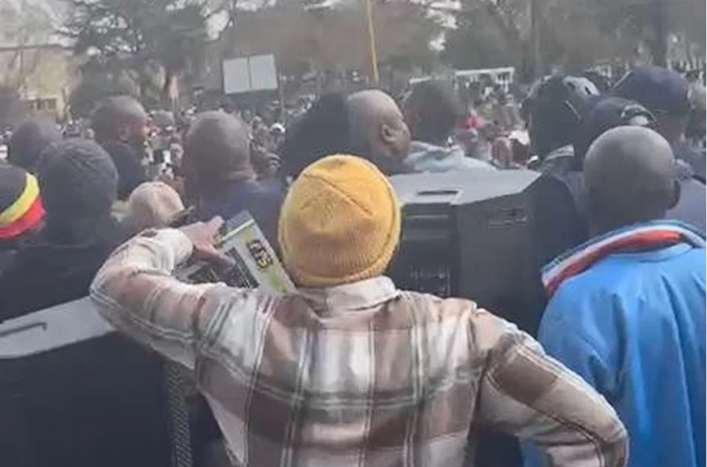 ‘Vries daai tarief’ – toe gee Ekurhuleni toe