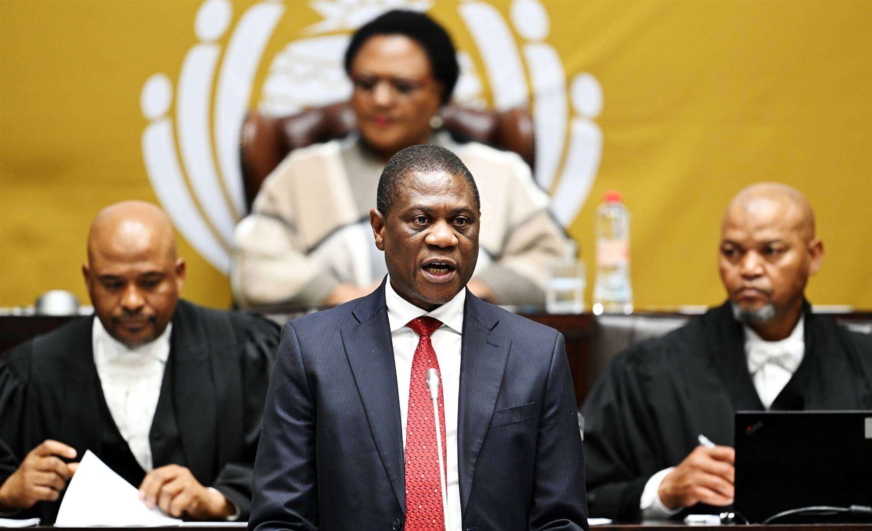 Volskaalse waterkrisis moet dringend afgeweer word – Mashatile