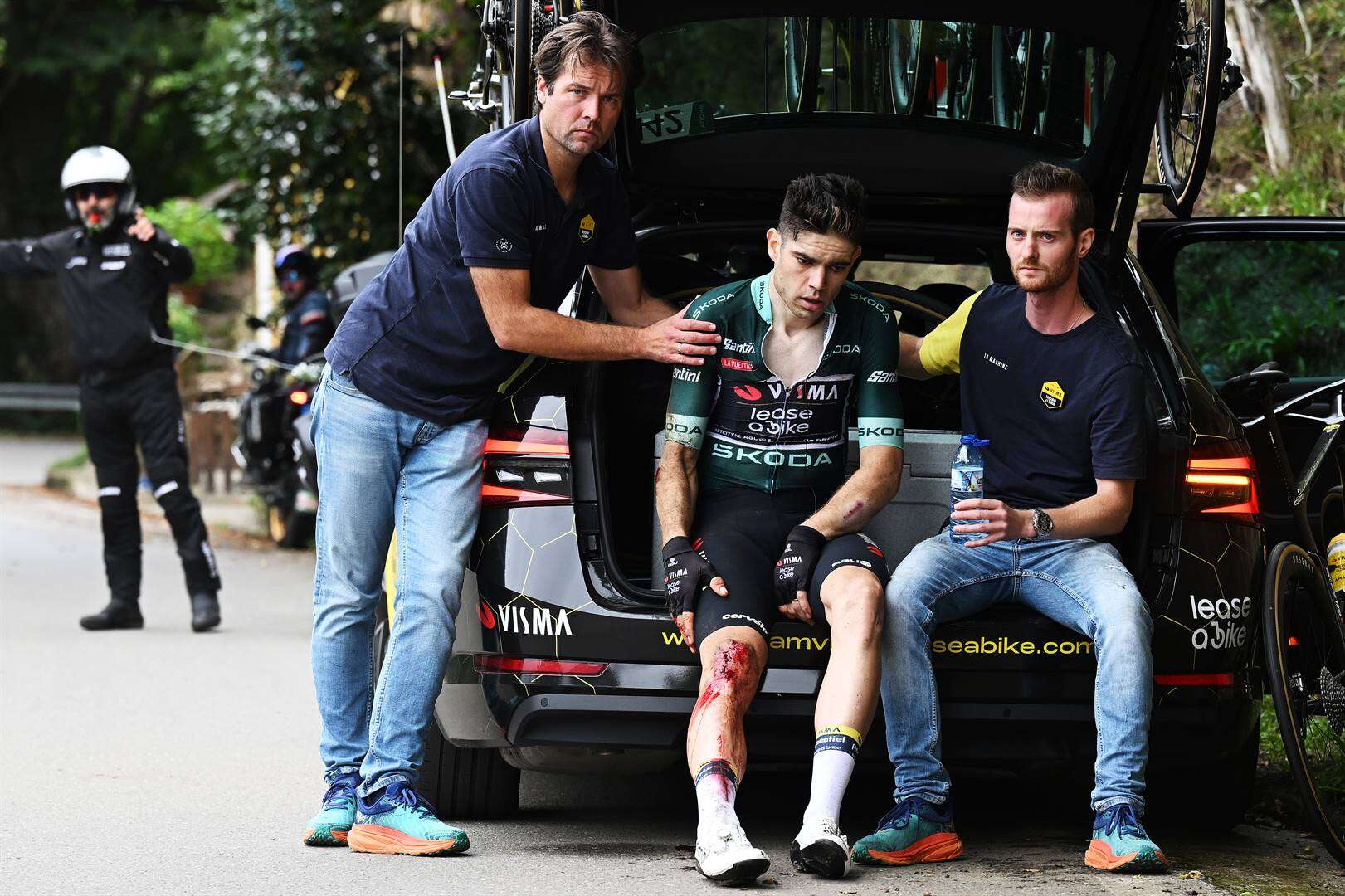 Kniebesering kan Van Aert uit Wêreldkampioenskap hou