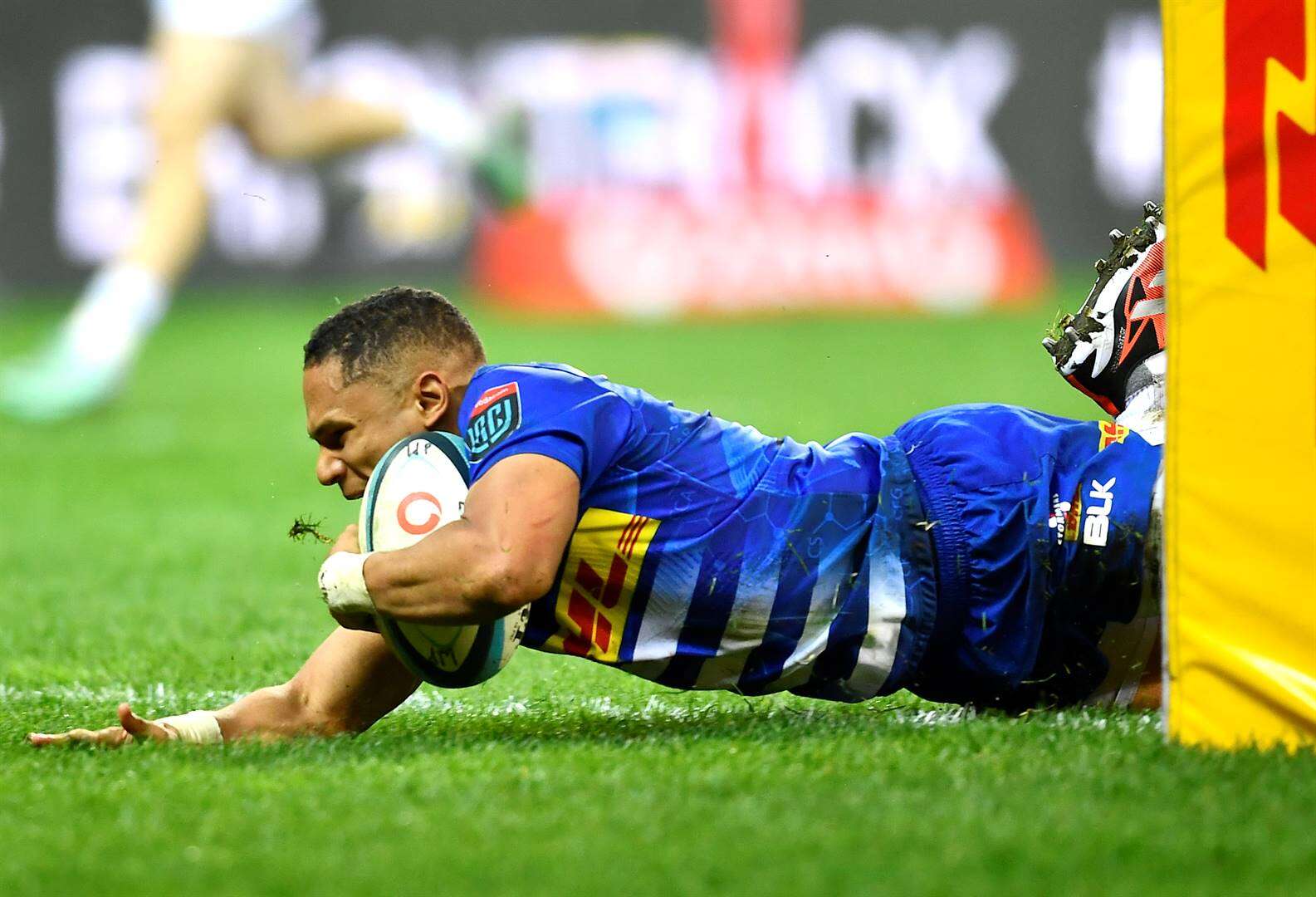 Jantjies op pad na Frankryk, maar Stormers wil hom weer in streeptrui sien