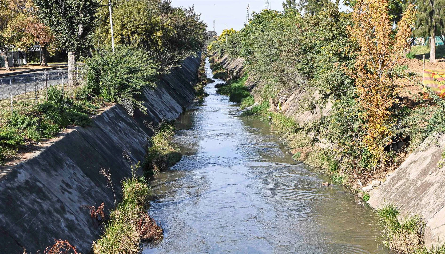 Jare lange rioolprobleem by kanaal in Bloem dalk gou opgelos