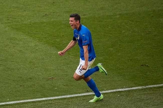 Pessina seals top spot for Italy as beaten Wales qualify for last 16