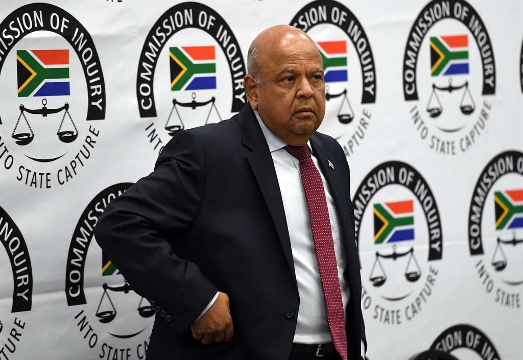 Gordhan was baken in stryd teen korrupsie – Ramaphosa