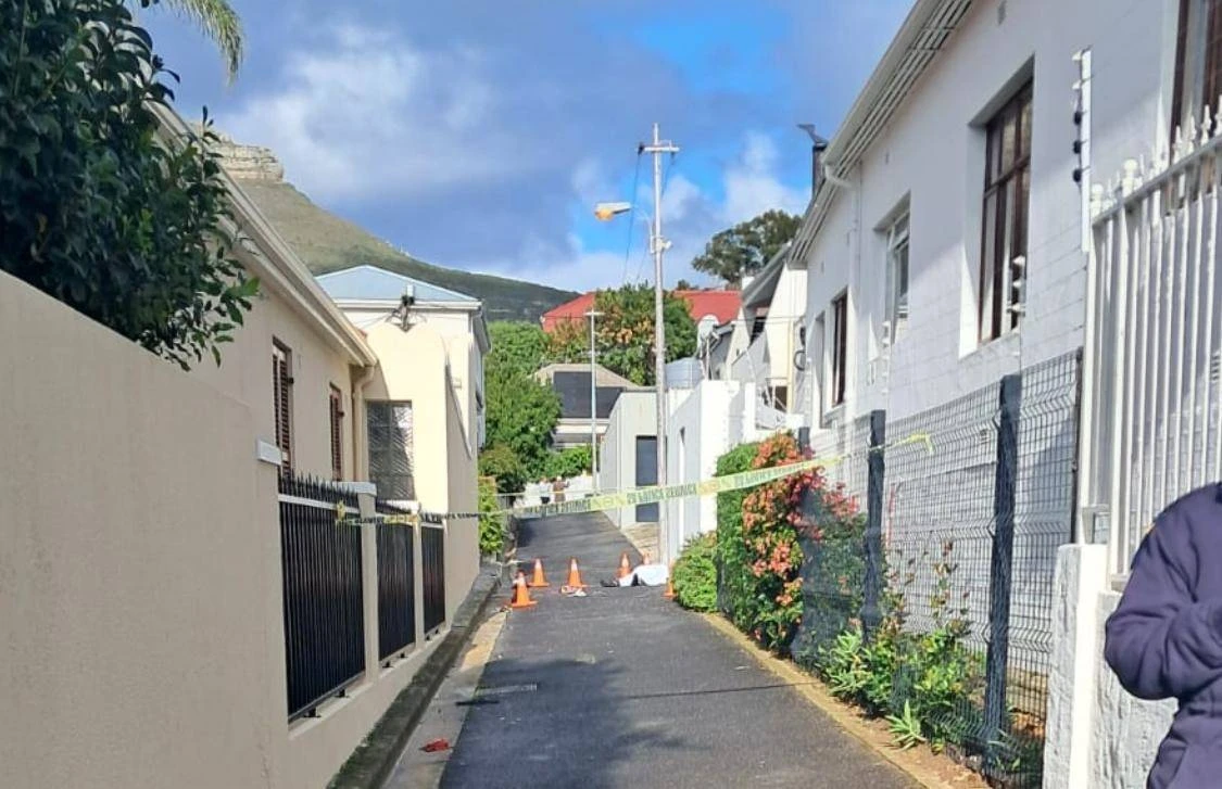 Bejaarde vermoor: Kaapse metro wil huurgeld hê as buurt straatjie afsper