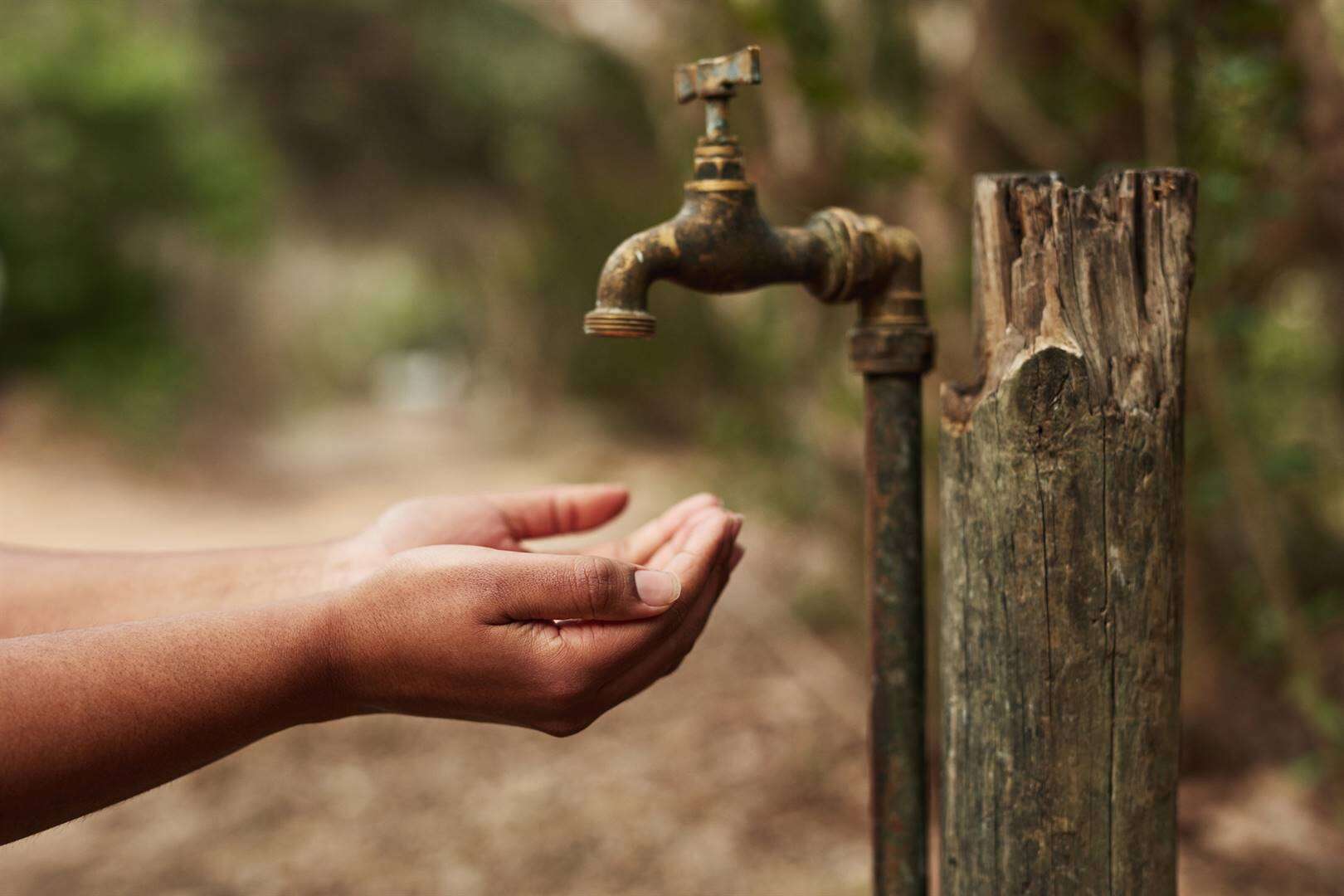 Verslag waarsku oor waterkrisis wat kosproduksie bedreig