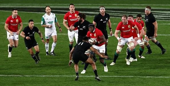 Leeus moet eerder in Frankryk as Nieu-Seeland toer, sê Britse rugbyskrywer