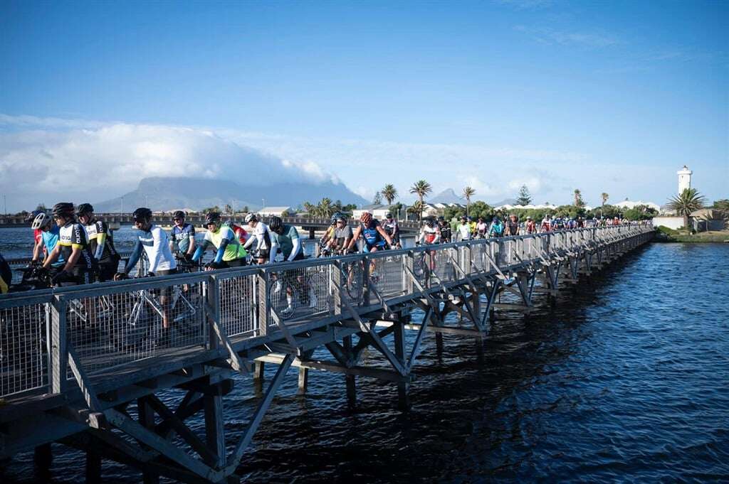 Undercover Cape Town cop takes down man who robbed him while he was cycling