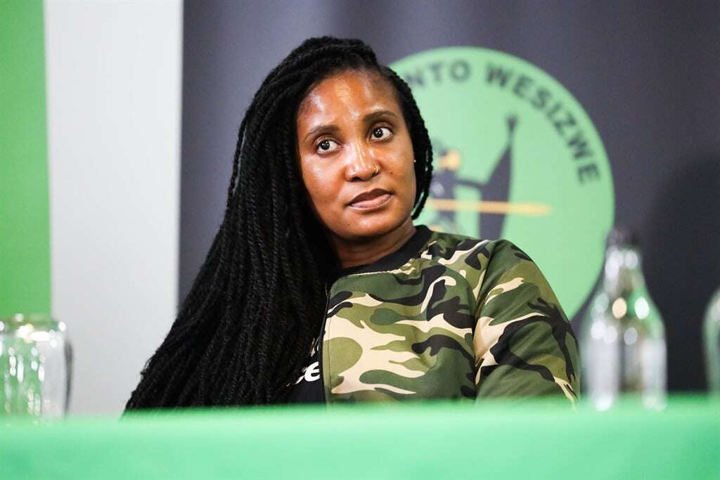 Duduzile Zuma-Sambudla eats humble pie and apologises, but snubs Floyd Shivambu