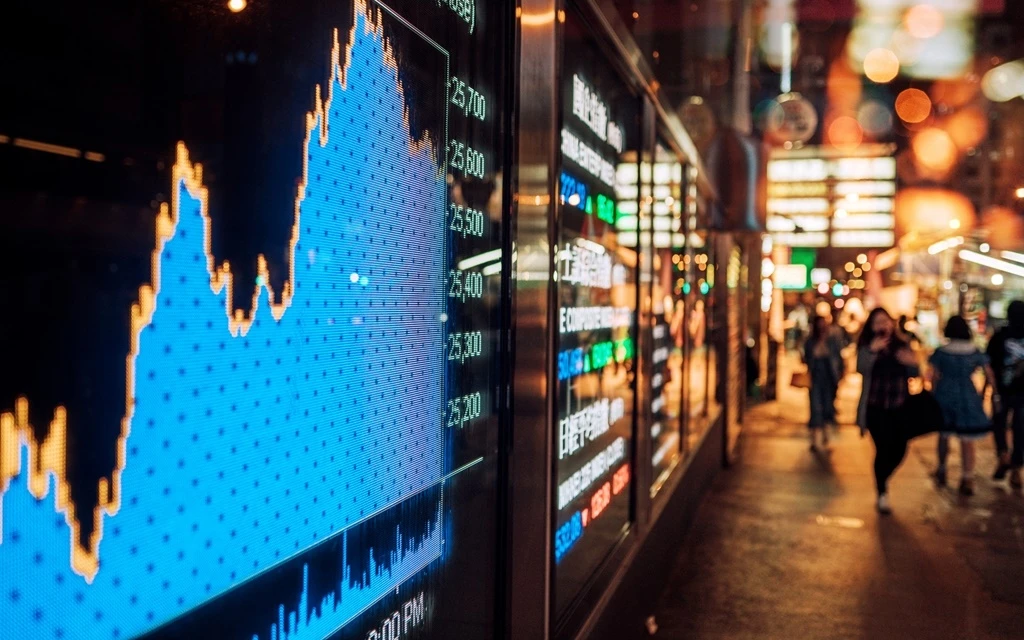 SA stocks rise with risk-on sentiment boosting Anglo