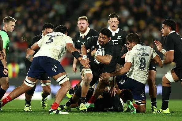 All Blacks dié keer veel meer oortuigend teen verswakte Franse