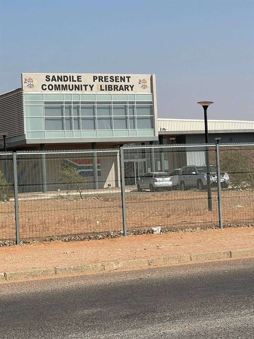 Upington-biblioteek net 2 uur per dag oop 'oor te min toiletpapier'