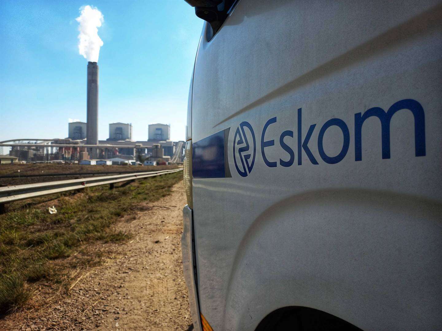 Eskom: Valke volg steeds omstrede Fivaz-verslag op