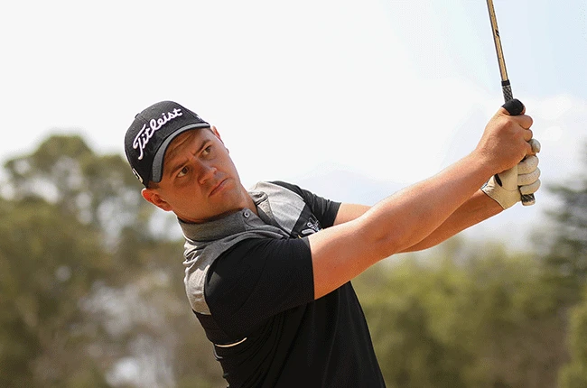 Van Tonder still leads at Sun City
