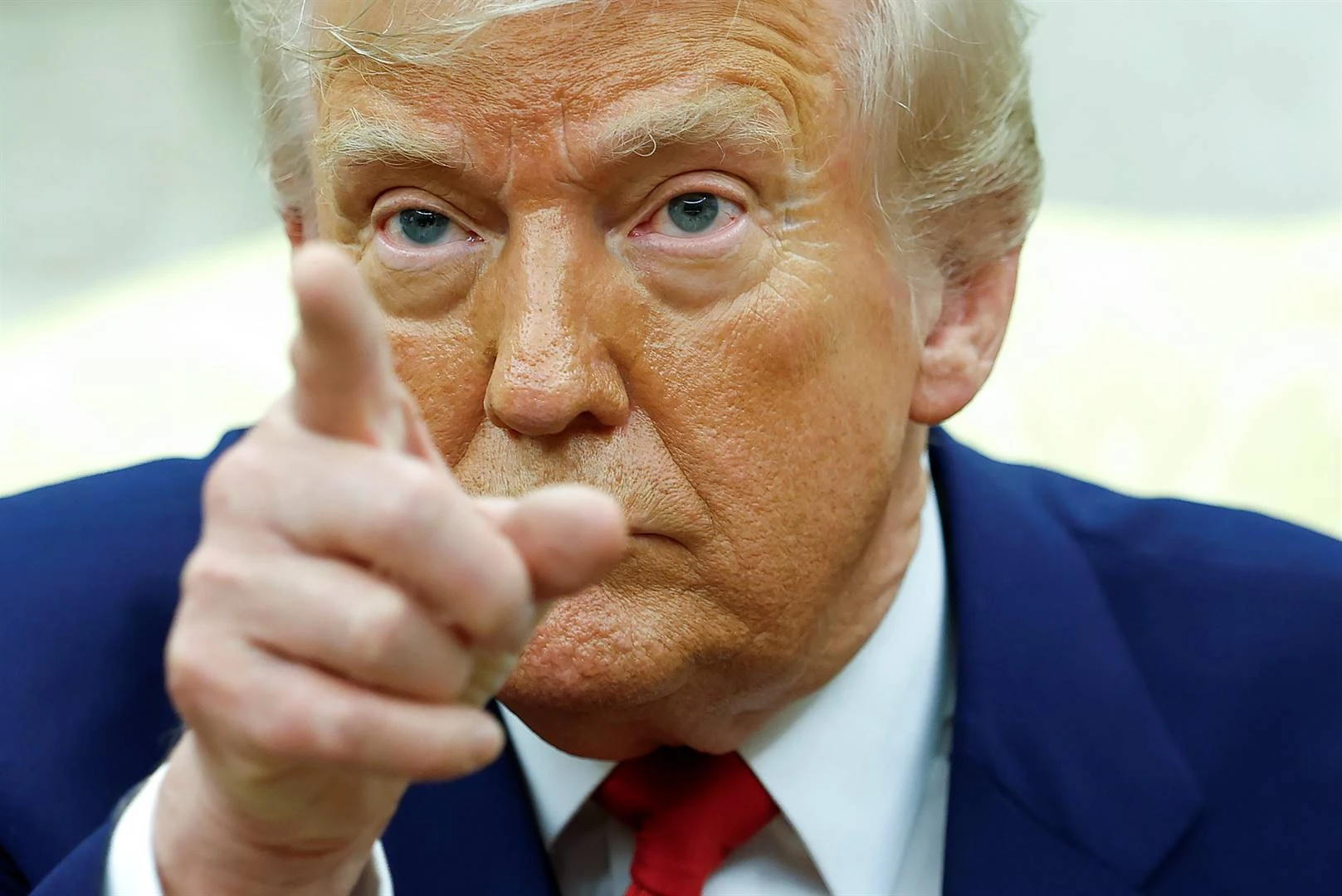 Trump-tariewe: Vir eers nie 30% nie, maar SA invoerders gaan steeds 10% hoes