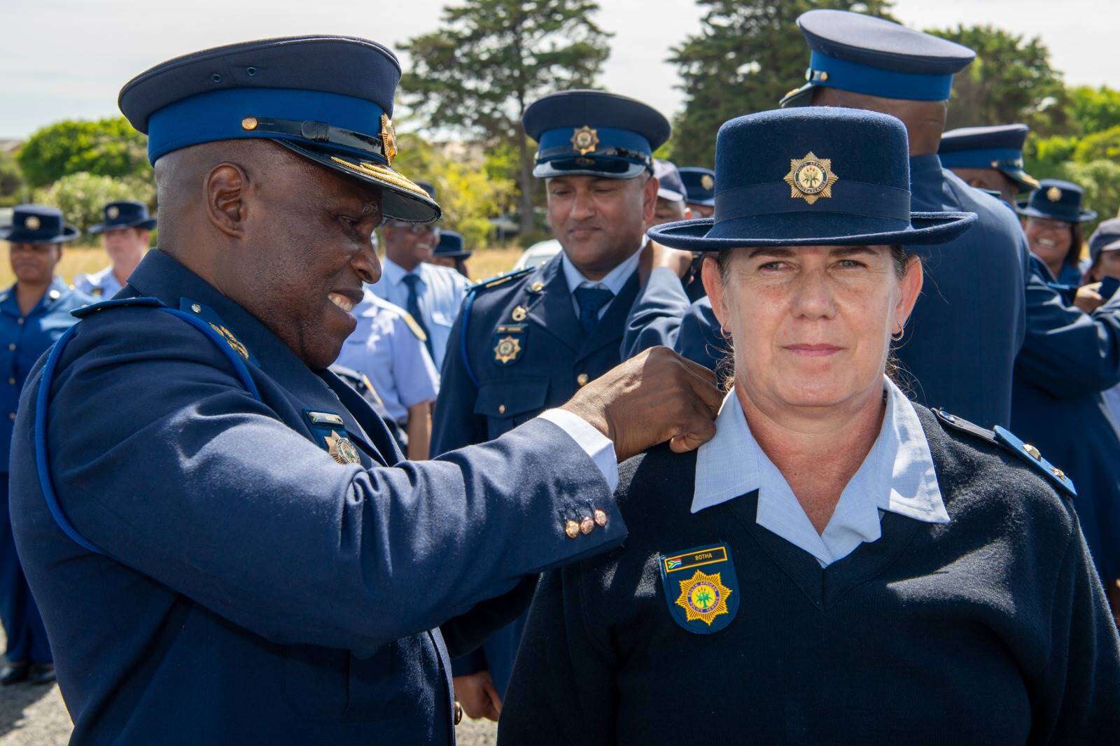 W-Kaapse polisie vereer dapper helde op medaljeparade in Belhar