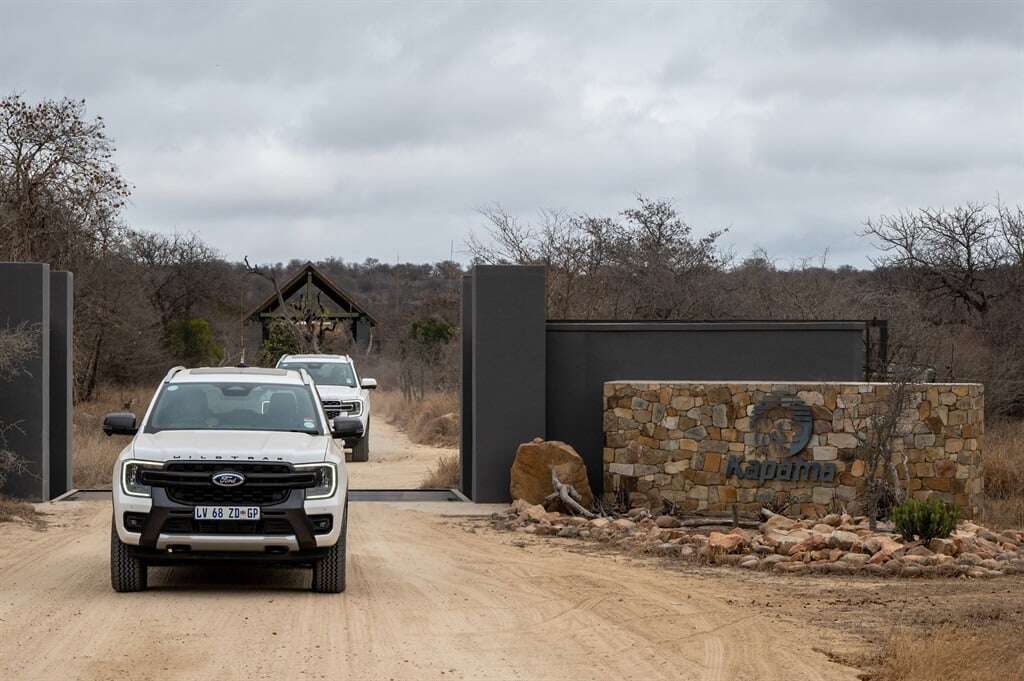 Heading on a luxury sojourn to Kapama Lodge in a Ford Everest