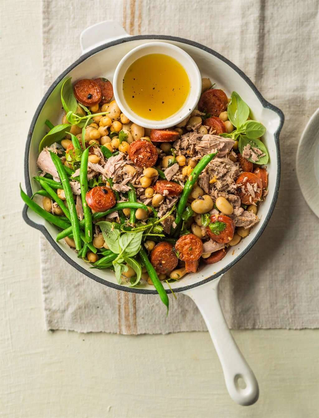 What's for dinner? Chorizo, tuna, and bean salad