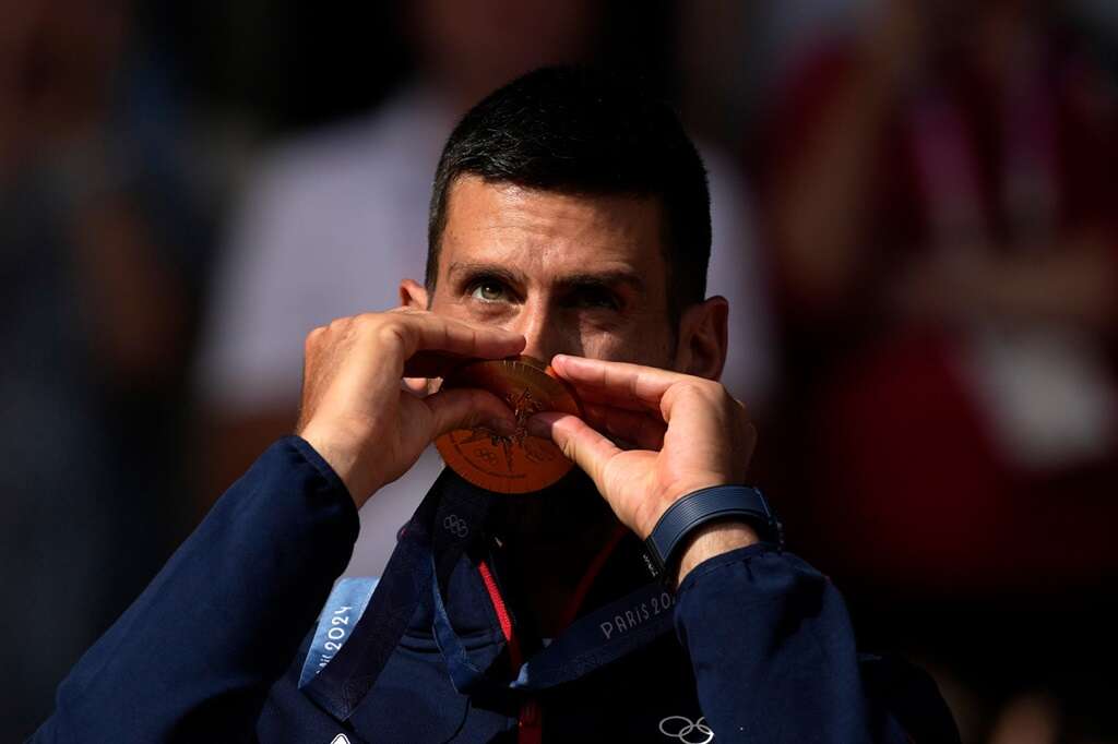 Djokovic maak geskiedenis, voltooi uiteindelik Goue Slam