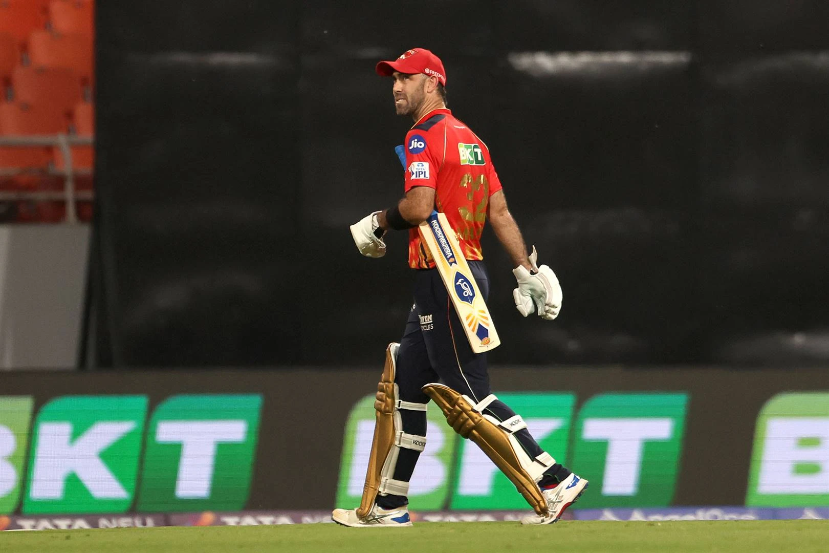Maxwell se IPL-seisoen deur vingerbesering kortgeknip