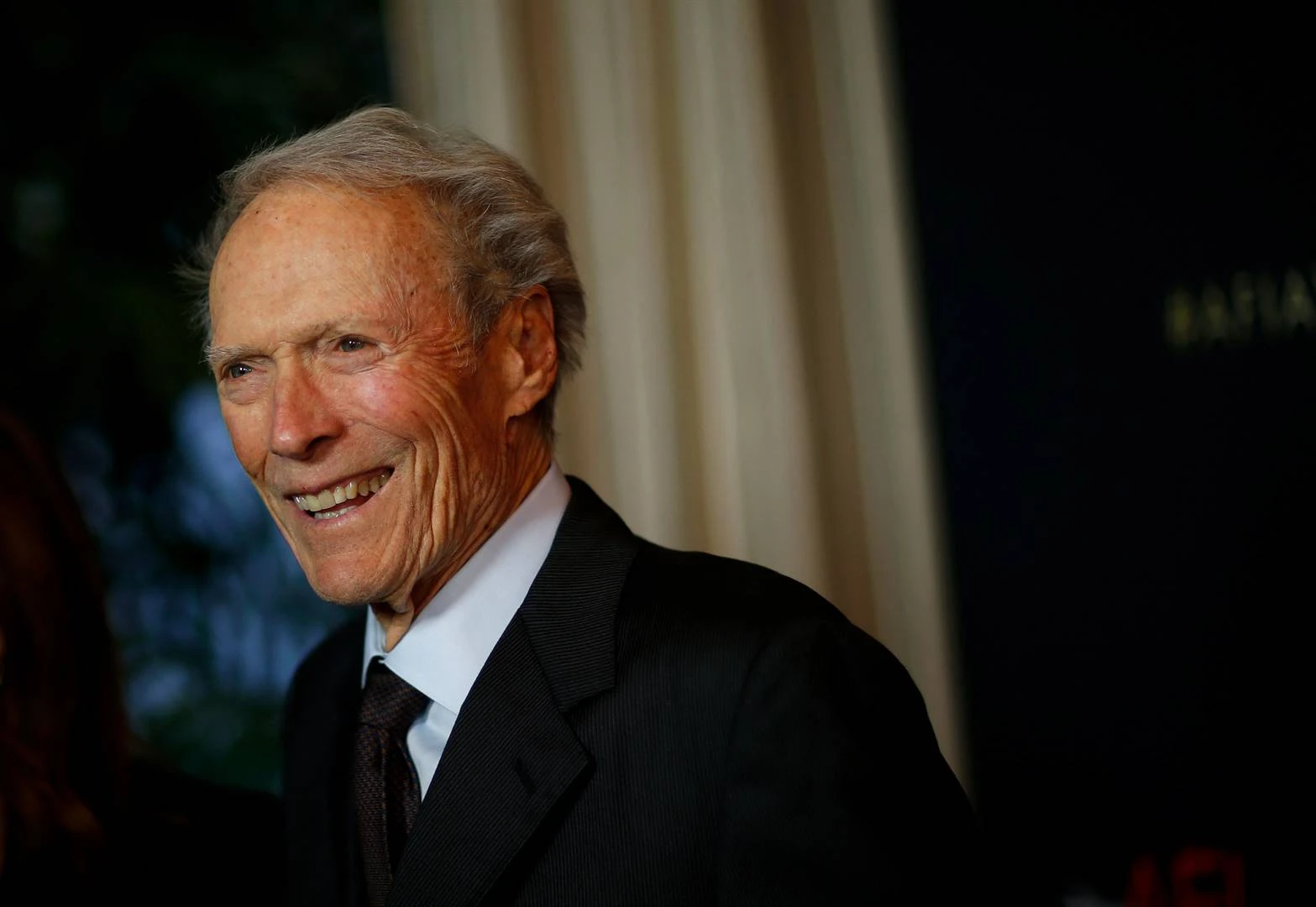 Eastwood word 95: ‘Doen iets nuuts of bly by die huis’