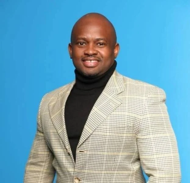 Vermoorde hoof van oudits in Ekurhuleni ‘was ’n held’ – burgemeester