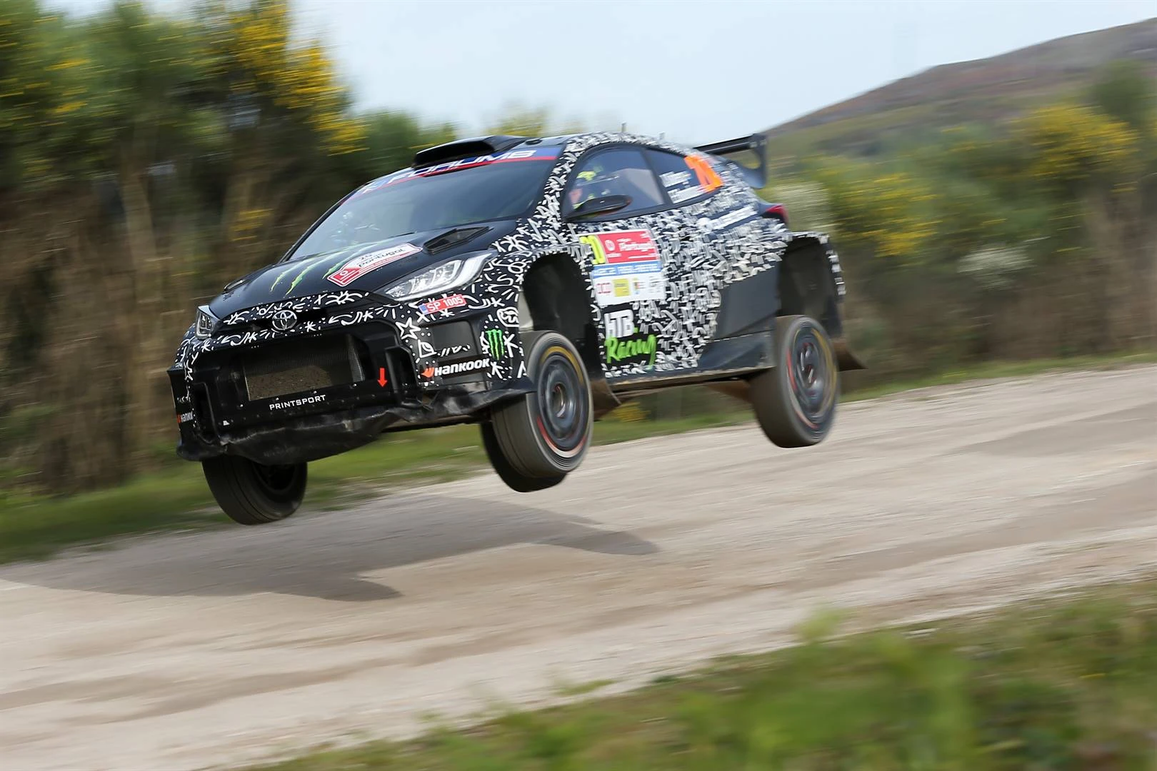 Oliver Solberg volg in pa Petter se spore