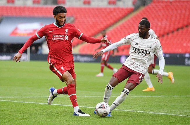 Joe Gomez sends message to Liverpool fans after knee surgery