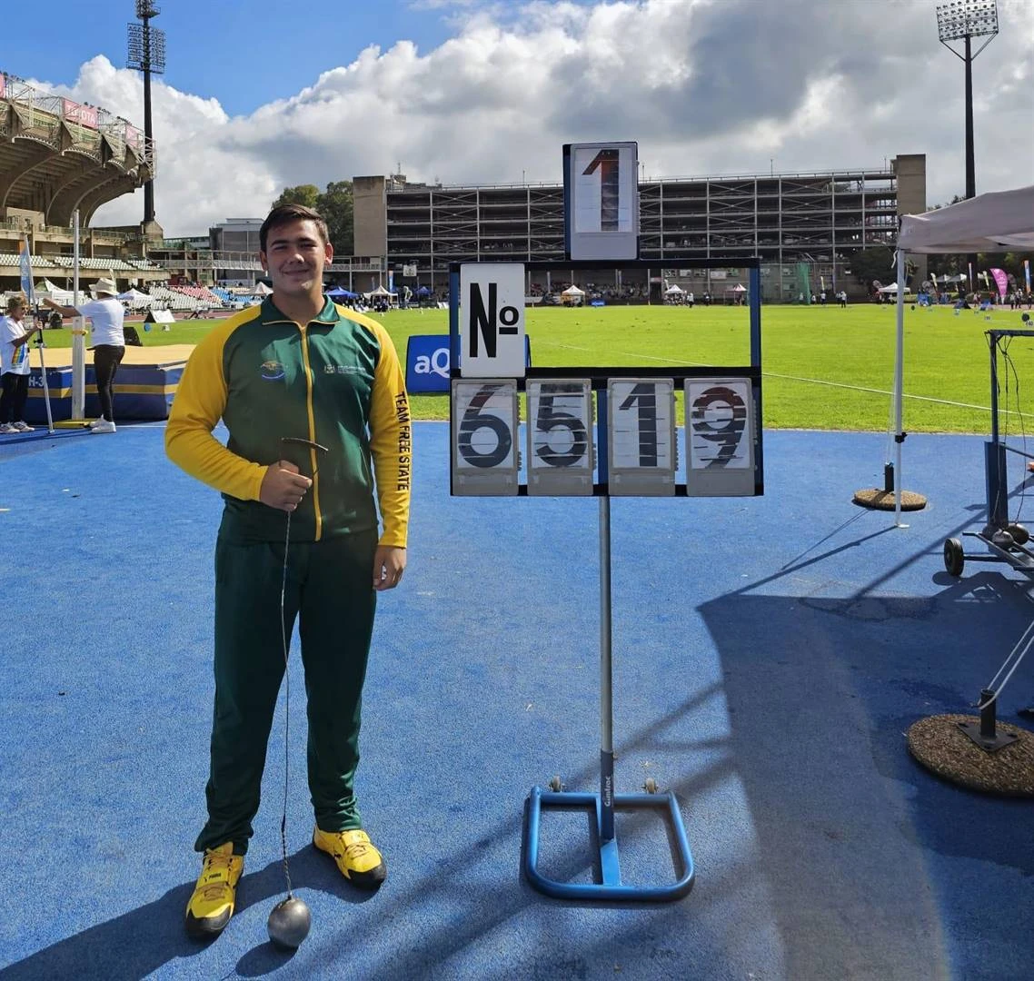 Fichies-leerling verower goud in hamergooi
