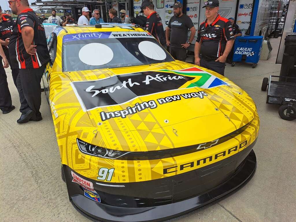 Proudly Mzansi Chevrolet Camaro carries SA flag high at Atlanta Nascar this weekend