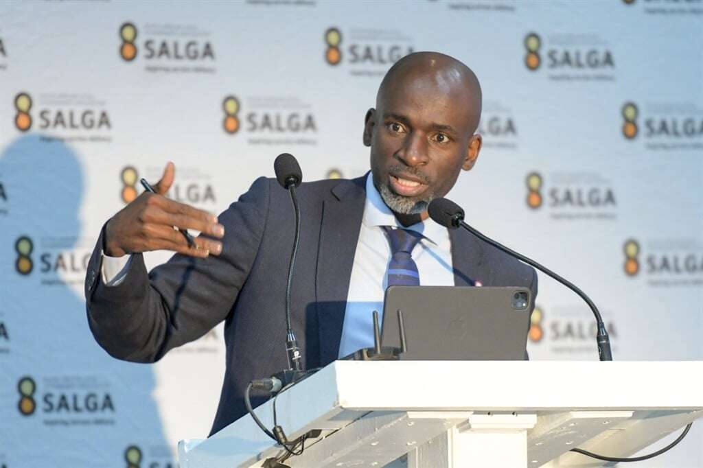 The only way to fix municipalities is to 'disbar' unscrupulous municipal managers, says Salga