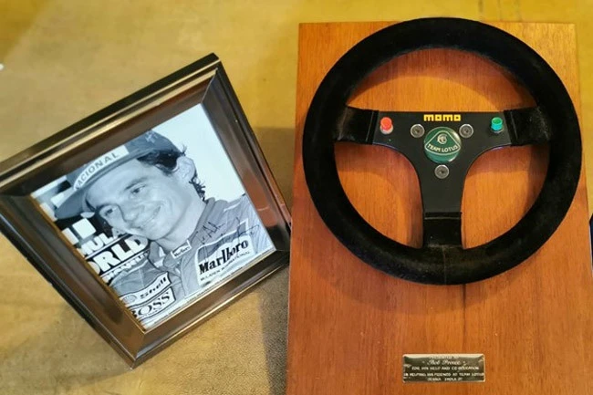 F1 legend Ayrton Senna's steering wheel could sell for R330 000 at auction