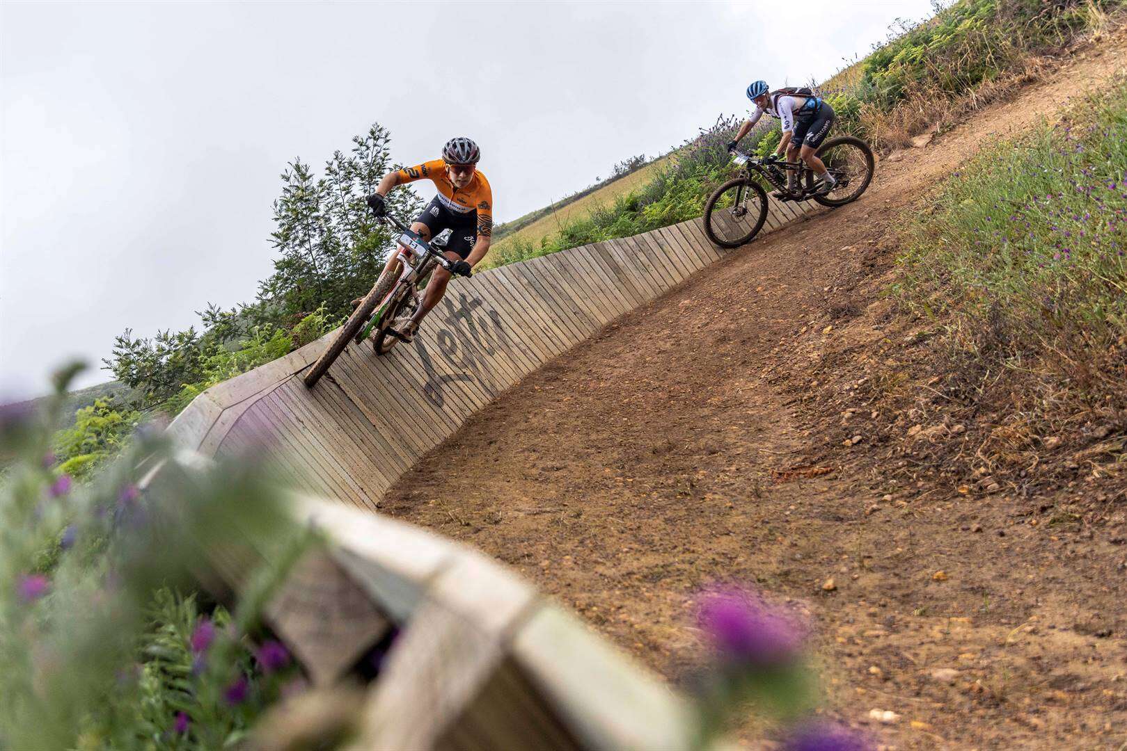 Lill en Jacobs lyk onkeerbaar op pad na laaste bergfietstitel van 2024