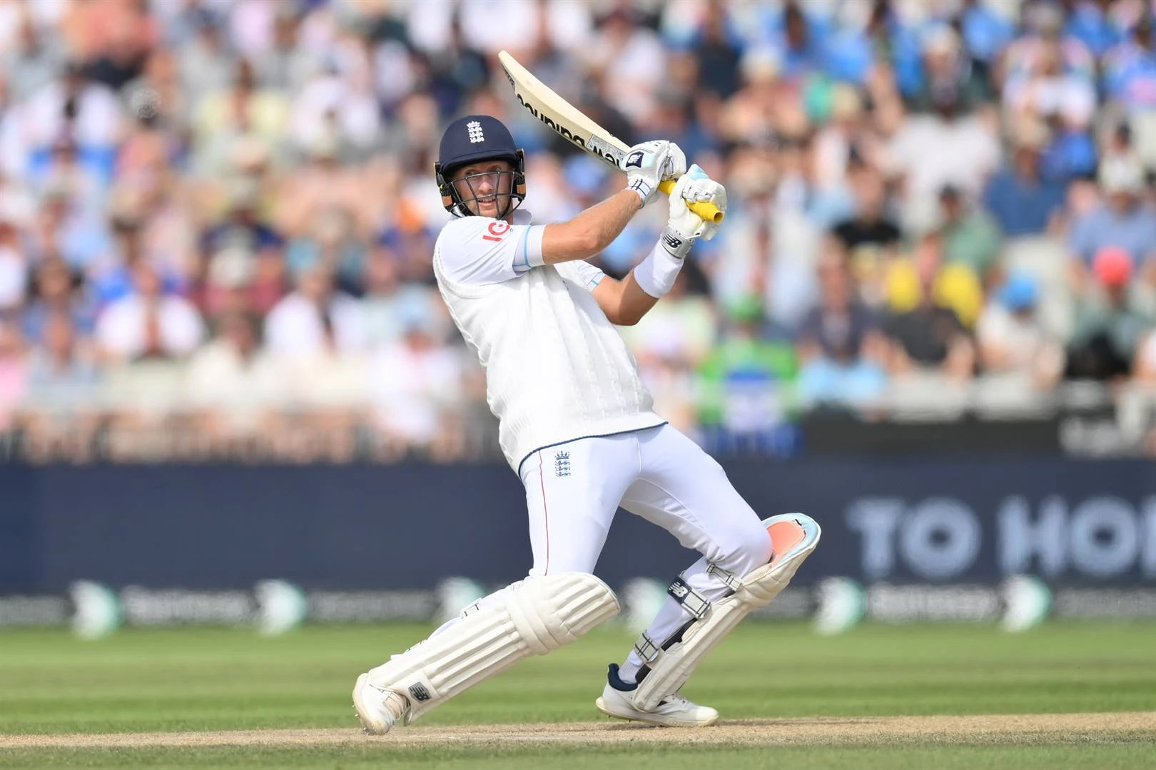 Root kan Indiese maestro Tendulkar verbysteek, sê Ponting