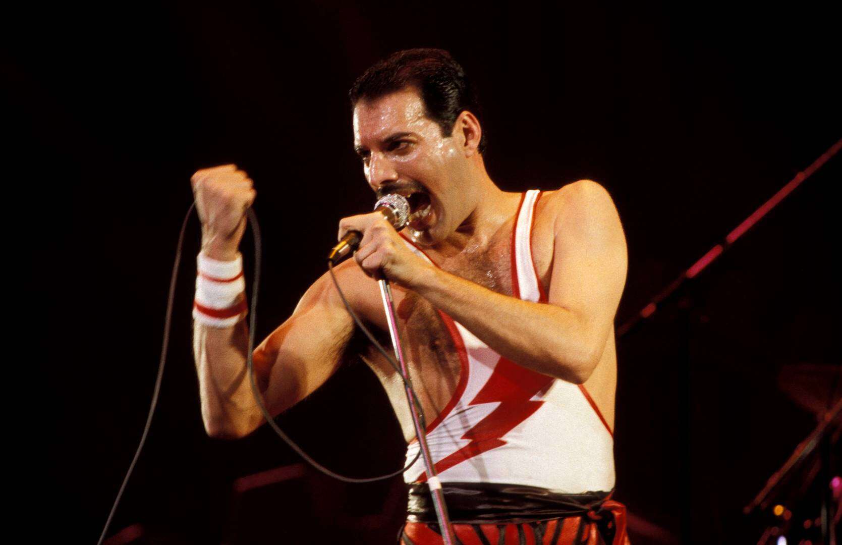 Freddie Mercury se ikoniese huis in Londen in mark vir £30 m.