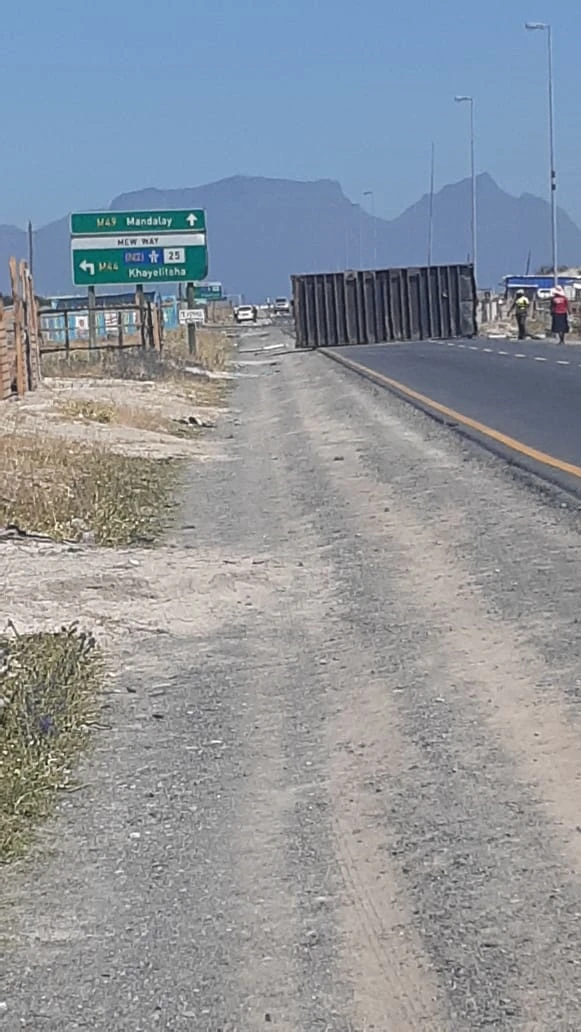 Fiery day of protests in Khayelitsha over battle for basic services to new shacks