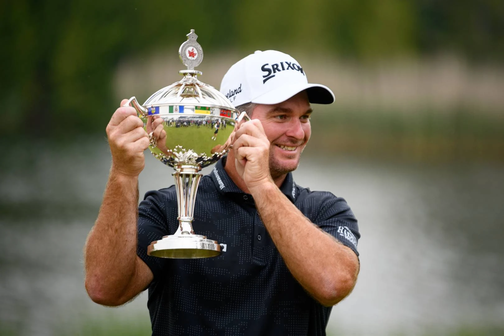 Fox kom met huppel in die stap by Oakmont aan