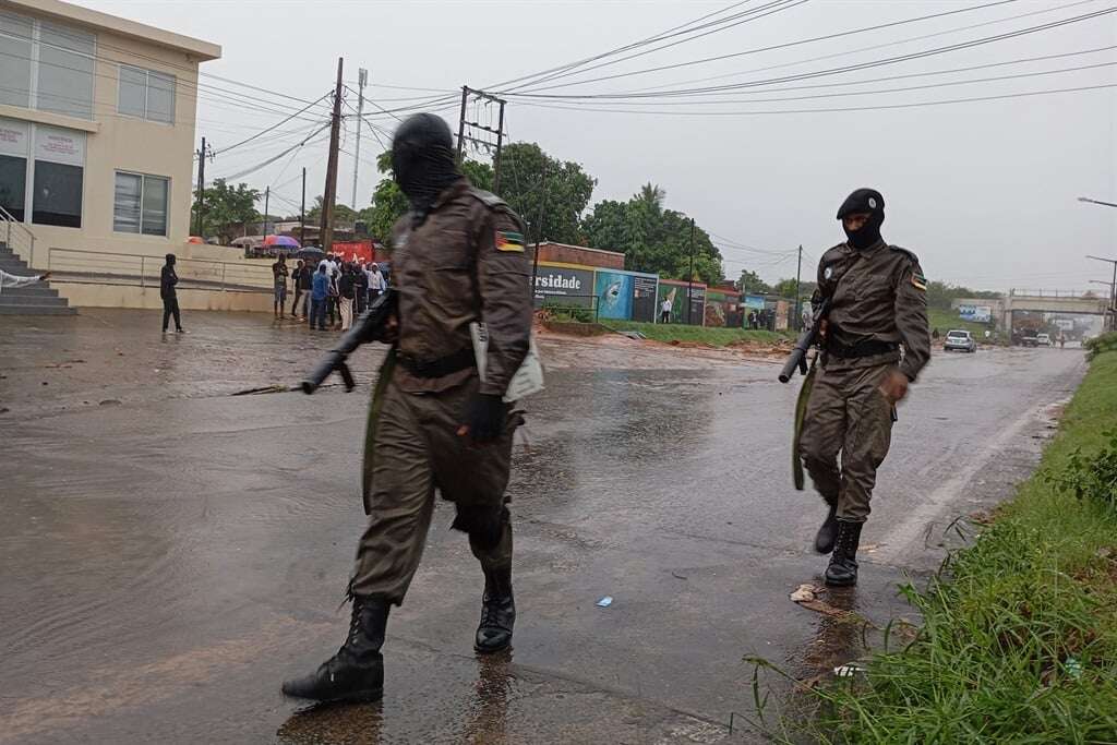 Mozambique opposition leader Mondlane returns after fleeing on post-election safety fears