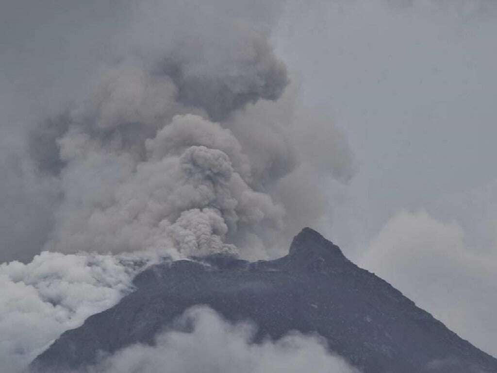 Risk of Ethiopian volcano eruption prompts evacuation of residents