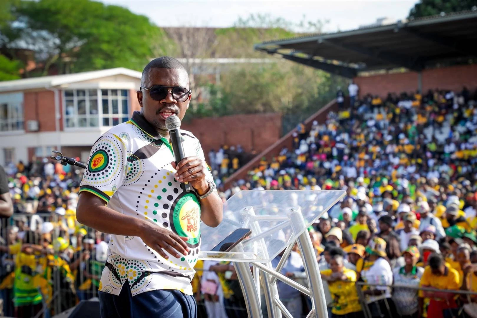 ANC-jeugliga aan president en kie: ‘Pensioenarisse kan nie meer regeer’