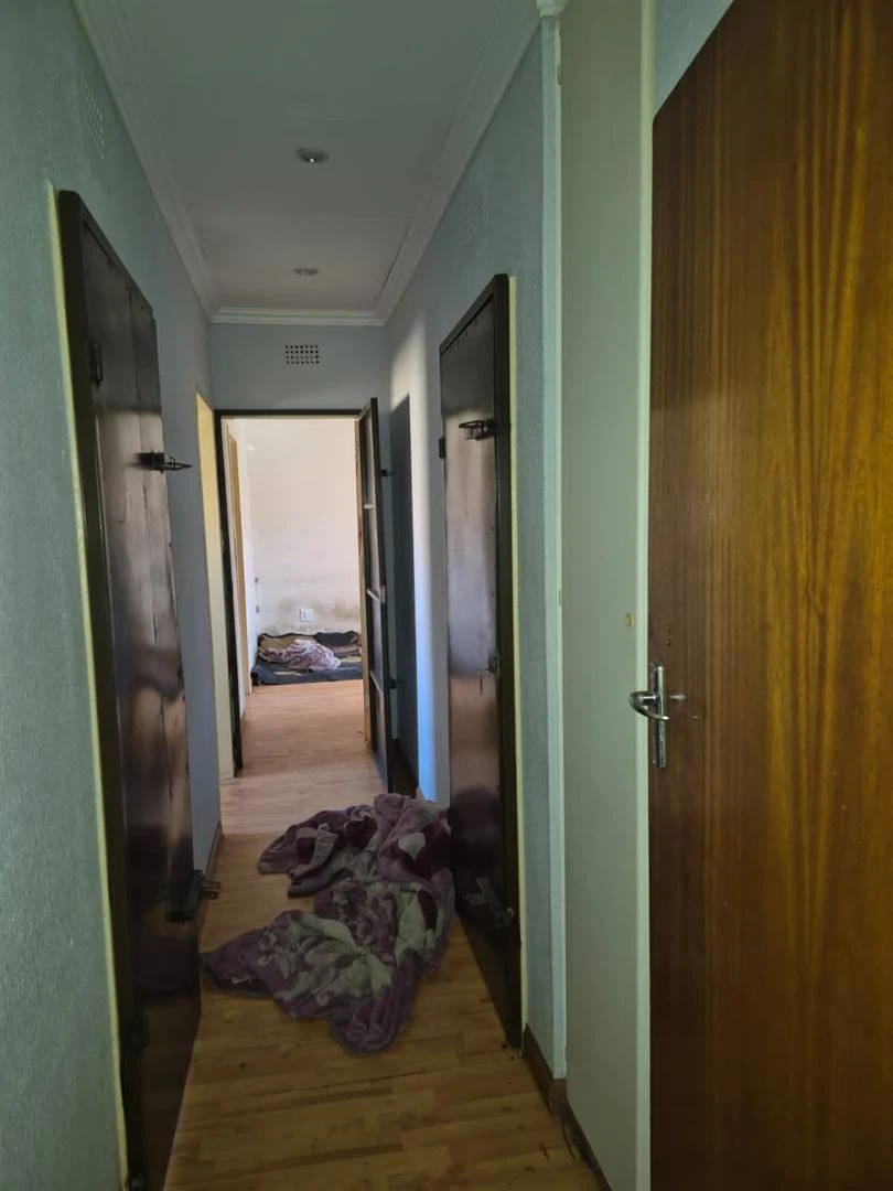 Skrikwekkend, sê VF Plus-raadslid oor huis waar 14 Ethiopiërs bevry is