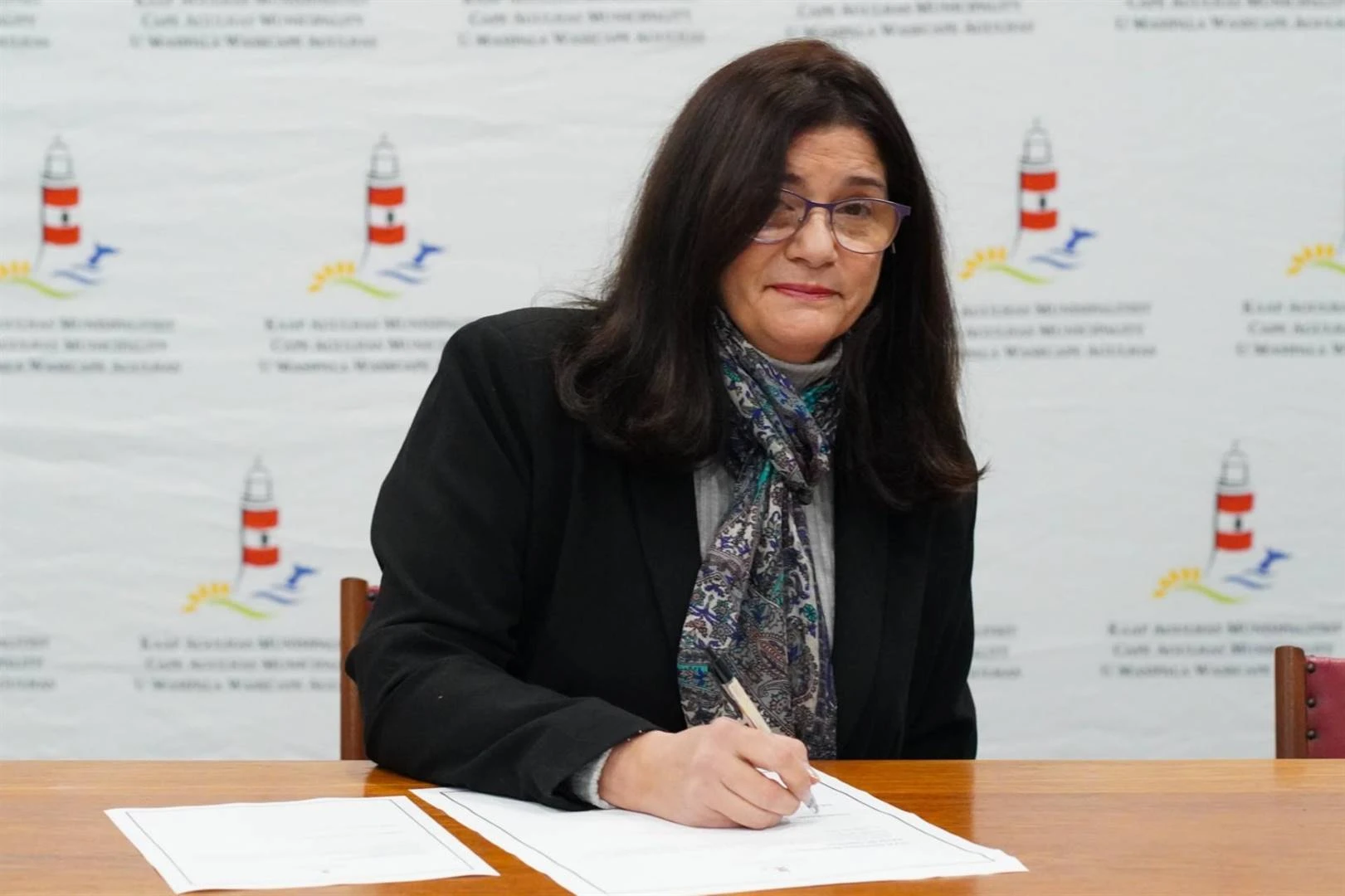 Forensiese ouditeure bekyk omvang van Kaap Agulhas-bedrogsaak