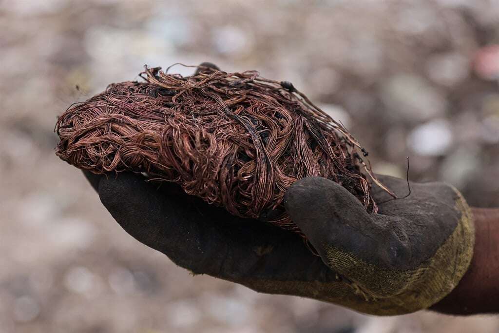 Stewige boete vir skroothandelaars in NK oor gesteelde koperkabels