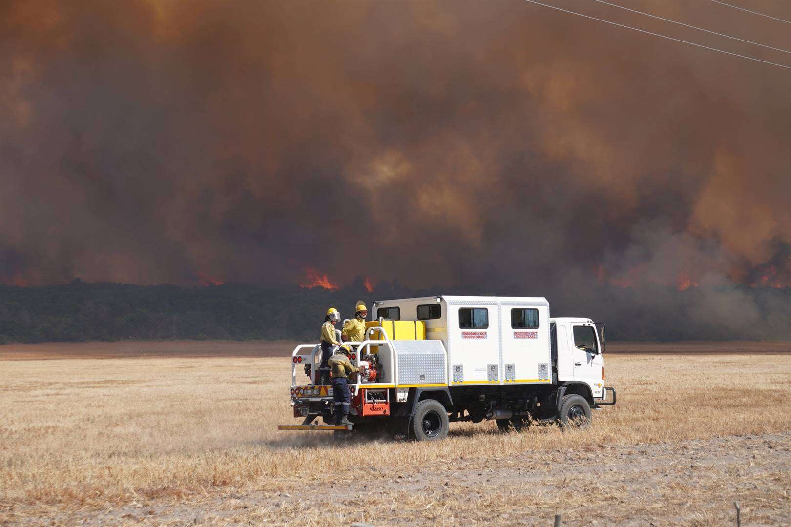 FOTO’S | Brand woed tussen Bredasdorp, Elim en Struisbaai