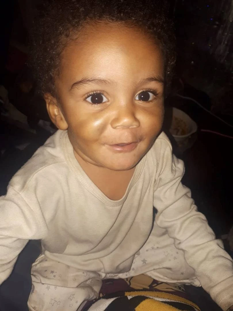 Twee ondervra ná 2-jarige in ouma se huis in Stilfontein dood is