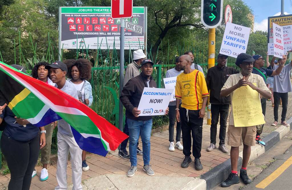 WATCH | 'Fix our city': Protesters put pressure on City of Joburg to prioritise water crisis