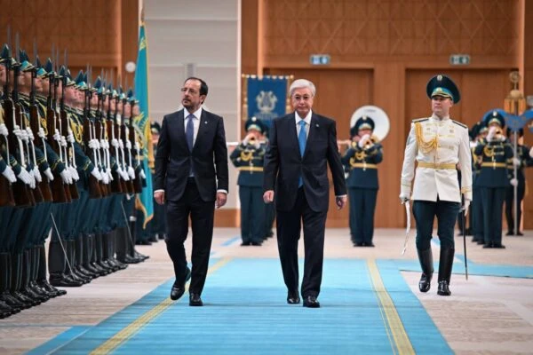 Токаев встретил президента Кипра в Астане: во Дворце Независимости прошла официальная церемония