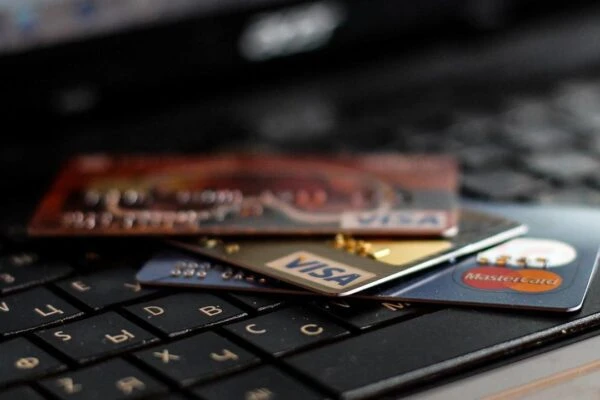 Мошенники вовлекали молодежь в дропперские схемы под видом подработки