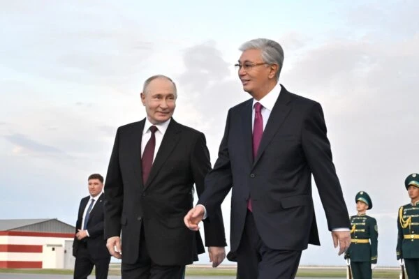 Президент России Владимир Путин накануне прибыл в Казахстан с государственным визитом