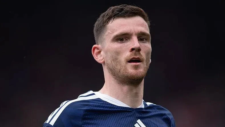 Tottenham sign Robertson after Liverpool exit