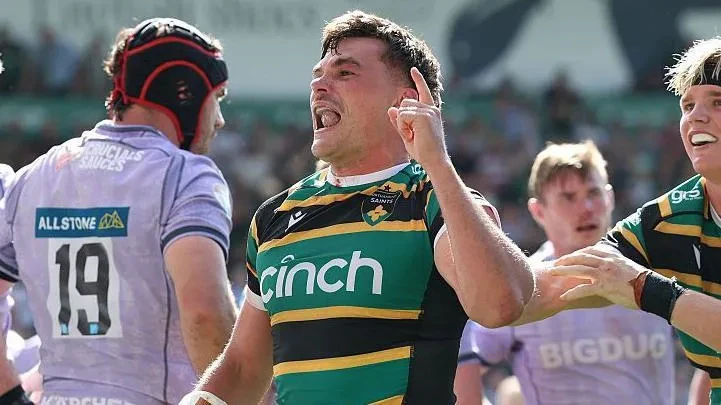 Saints defeat Gloucester to secure home semi-final